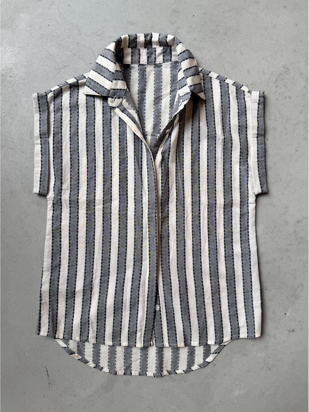 Striped Short Sleeve/Sleeveless Women's Blouse with Collar